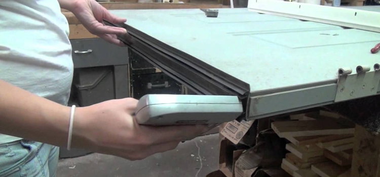 damaged steel door repair Glenvar Heights